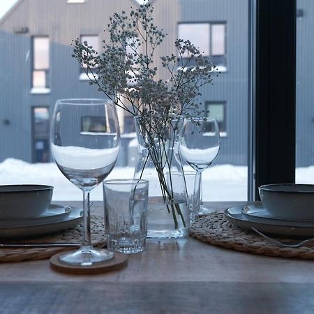 Modern Apartment In Henningsvær Exterior photo